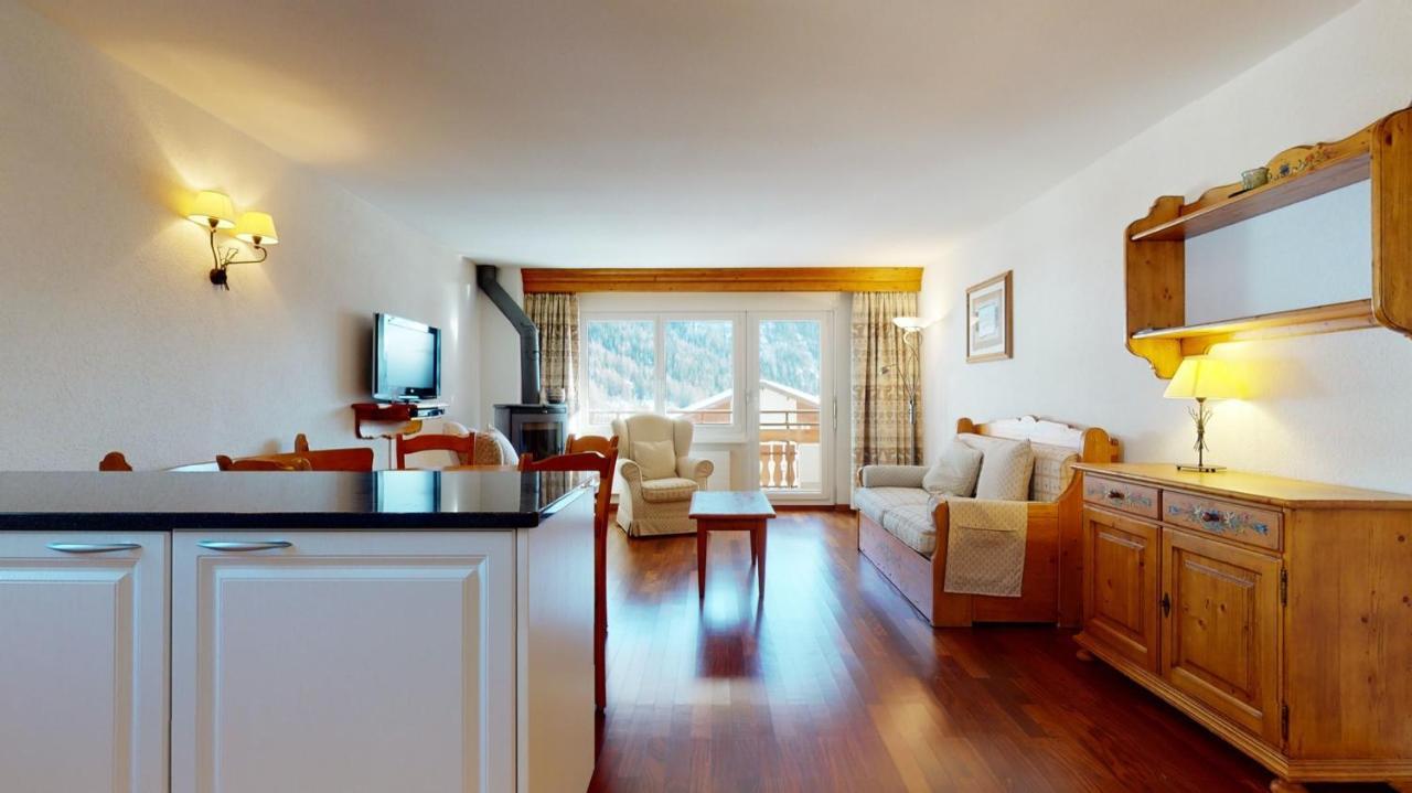 Gonenstein Residence In Leukerbad, Entire Apartment/Studio With Balcony Bagian luar foto